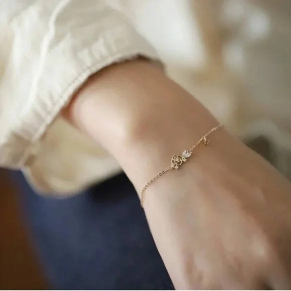 925 Sterling Silver Gold Rose Bracelet - Picture 2 of 7